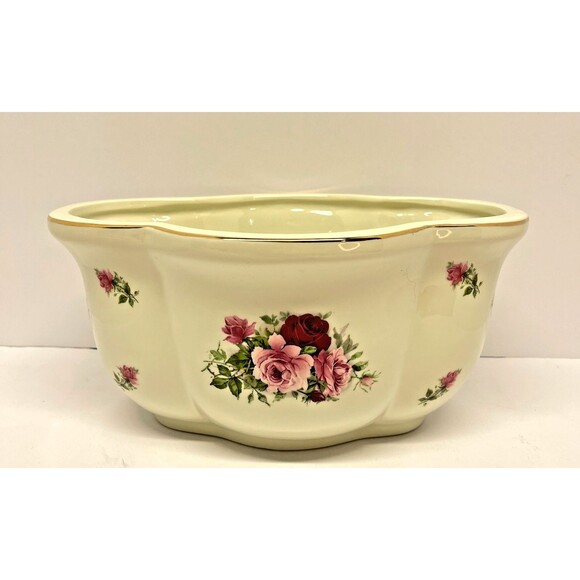 FORMLITIES BY BAUM BROS Other - Formalities by Baum Bros Victorian Rose Large Scalloped Oval Bowl 11x8x5.5"-VTG
